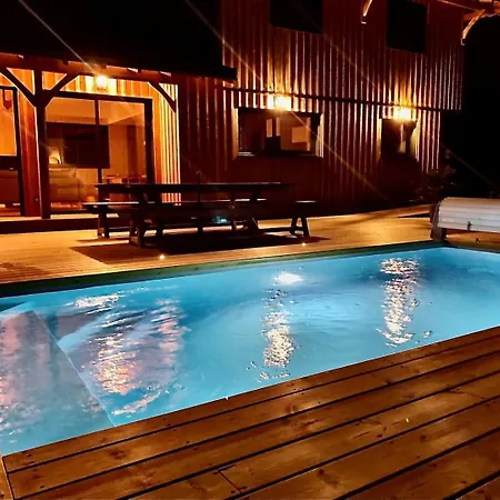 La Tchanquee Du Bassin Holiday home *